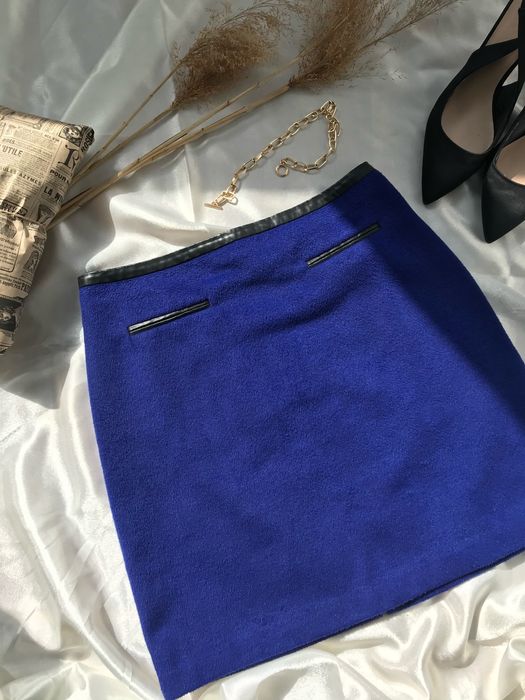 Спідниця плюшева красивого синього кольору Mark&Spenser