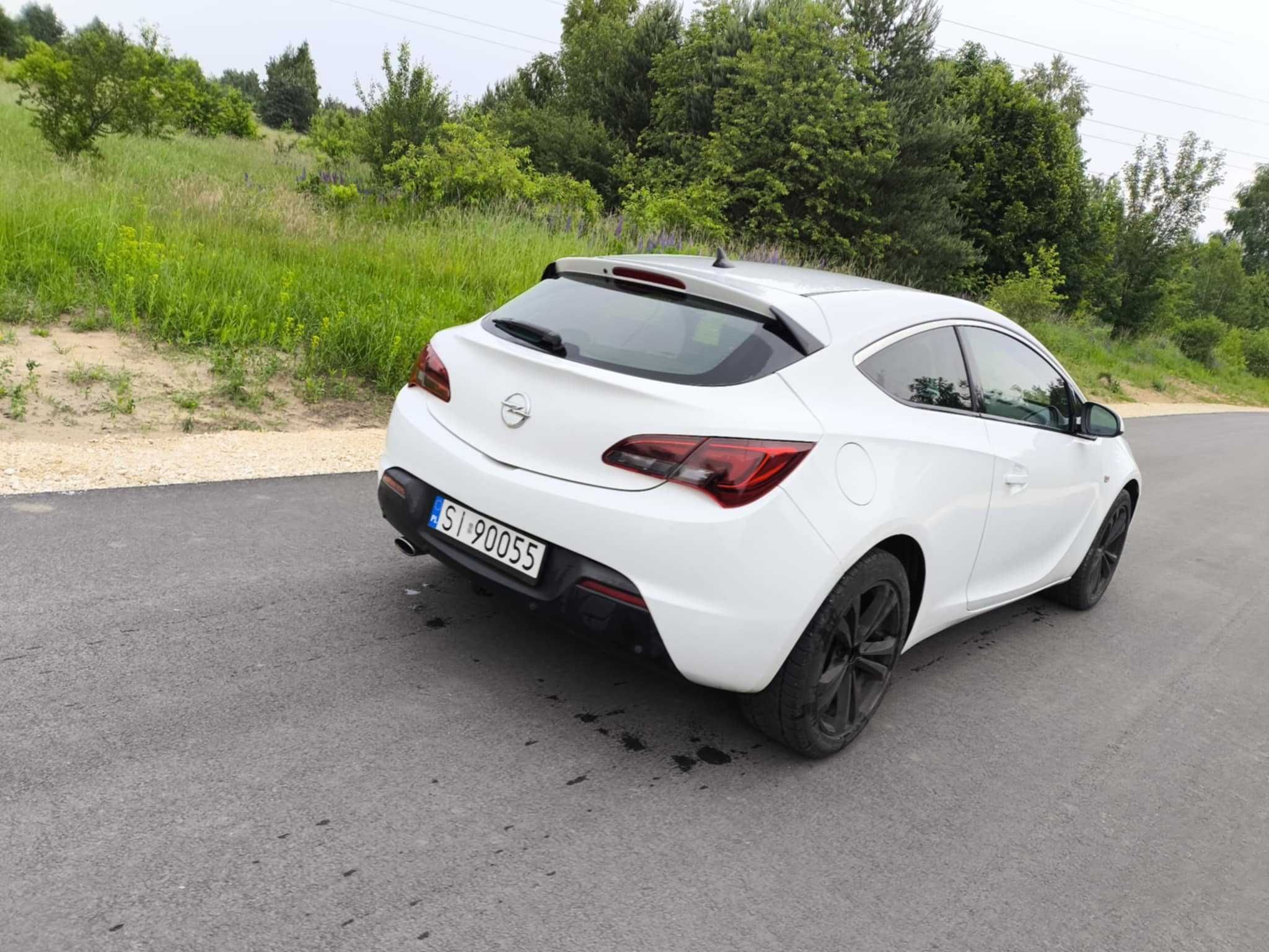 Astra GTC 1.6T 2011