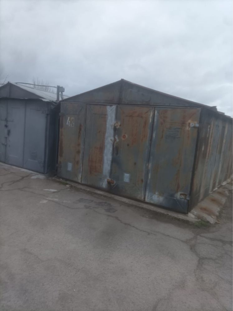Продам мет.гараж гск23