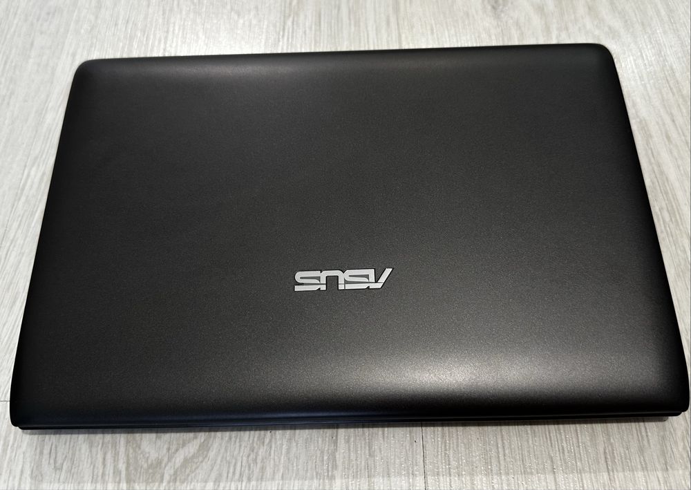 Netbook Asus, Як Новий!