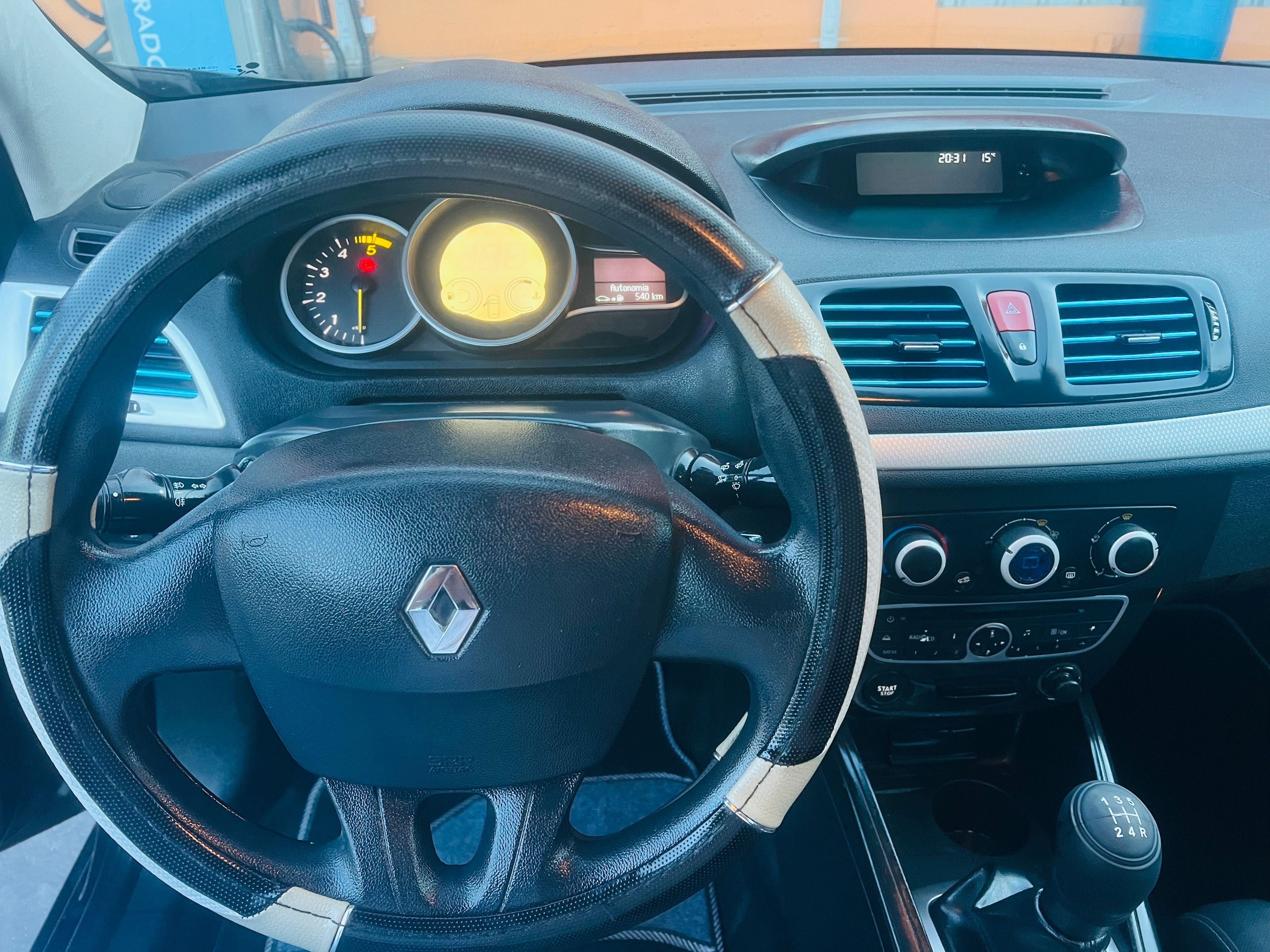 Urgente- RENAULT MÉGANE 1.5 dci