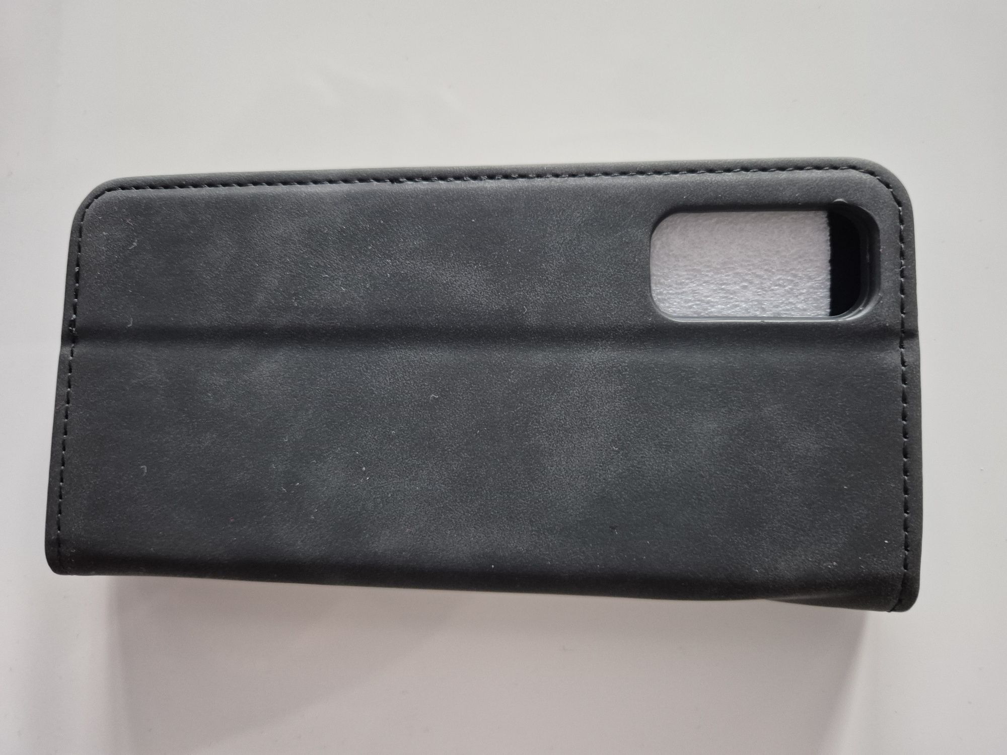 Etui do Samsung S20 w kolorze czarnym