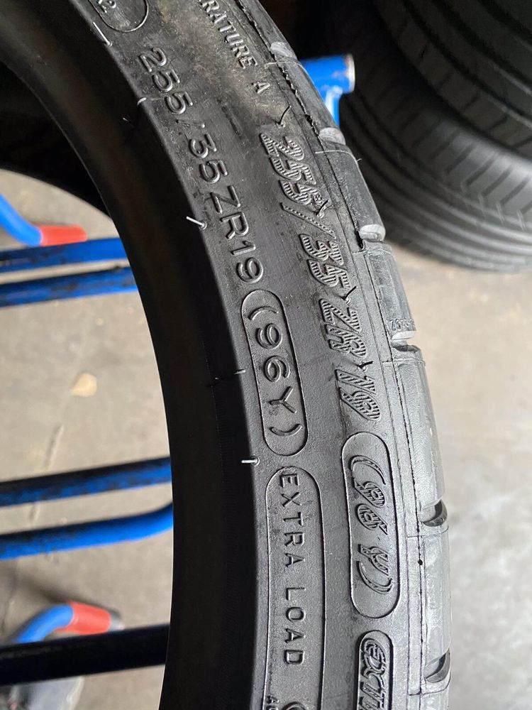 255/35/19 R19 Michelin Pilot Super Sport 4шт новые