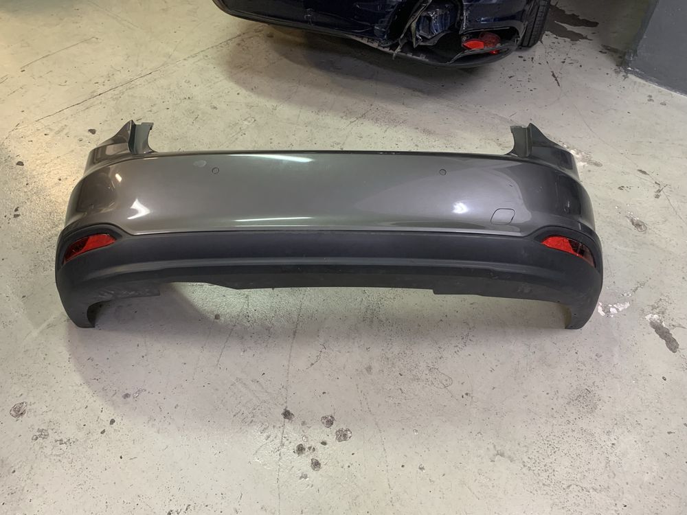 Pára choque traseiro fiat tipo original completo 2018. Oprotunidade.