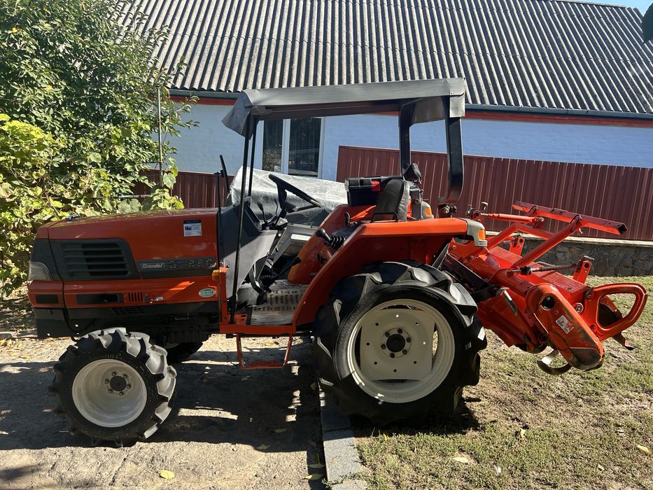 Продам трактор Kubota