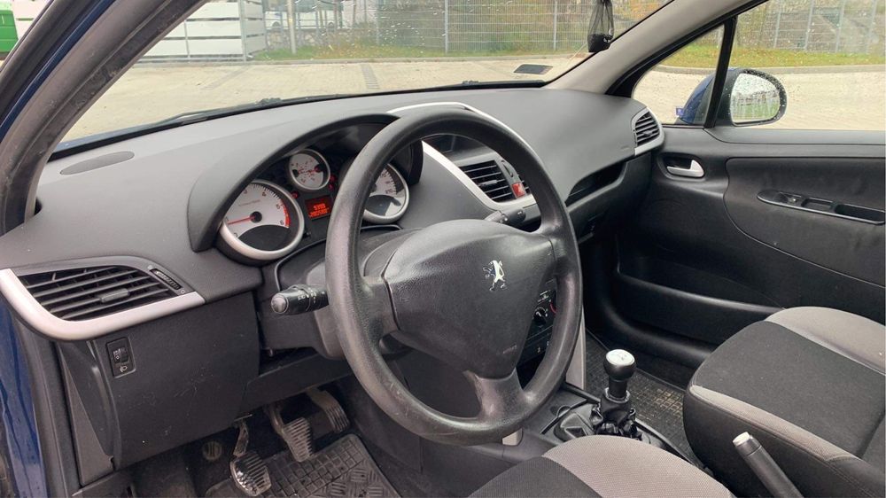 wynajem peugeot 207 sw wypozyczalnia auto osobowe dostawcze dostarczam