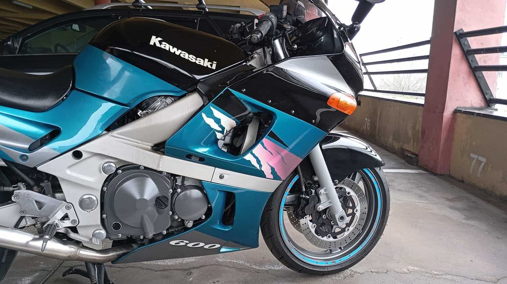 Kawasaki ZZR 600