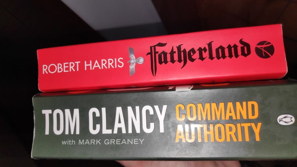 Livros de espionagem e guerra ingleses baratos