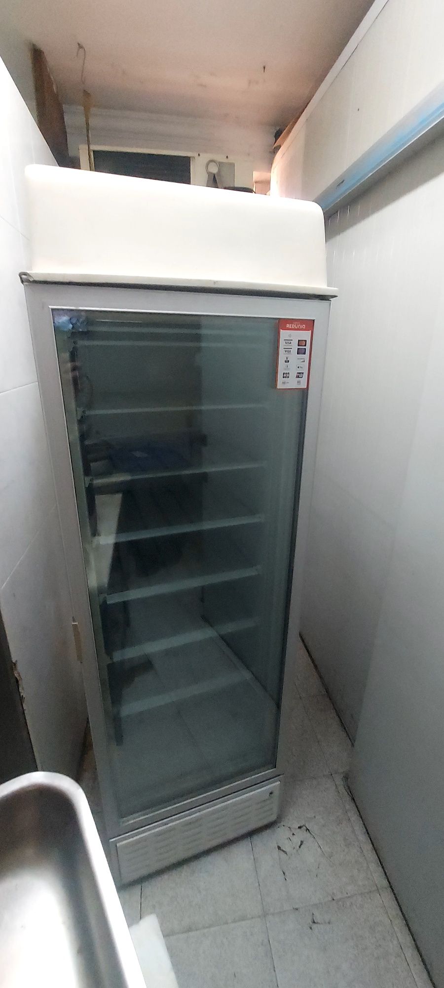 Arca congeladora vidro avariada