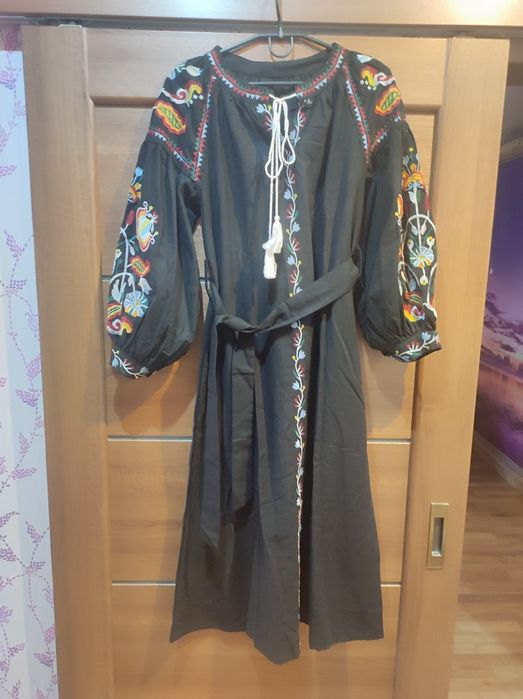Плаття вишиванка НОВЕ розмір універс. 42-48