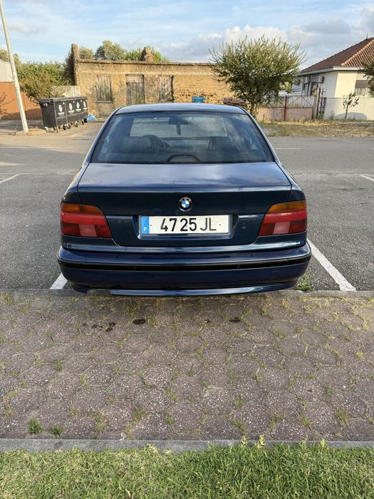 BMW 525tds de 1998 para troca ou venda