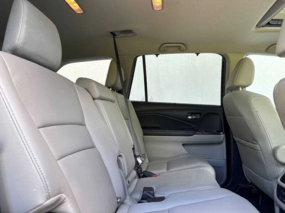Honda Pilot EX-L      2020