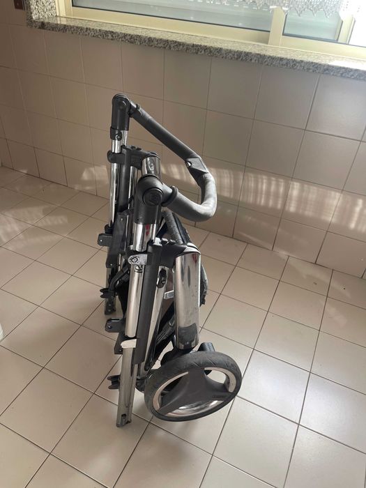 Carrinho Bebecar Ip-Op Evolution – Trio Completo em Excelente Estado