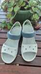 Crocs szare sandałki J2