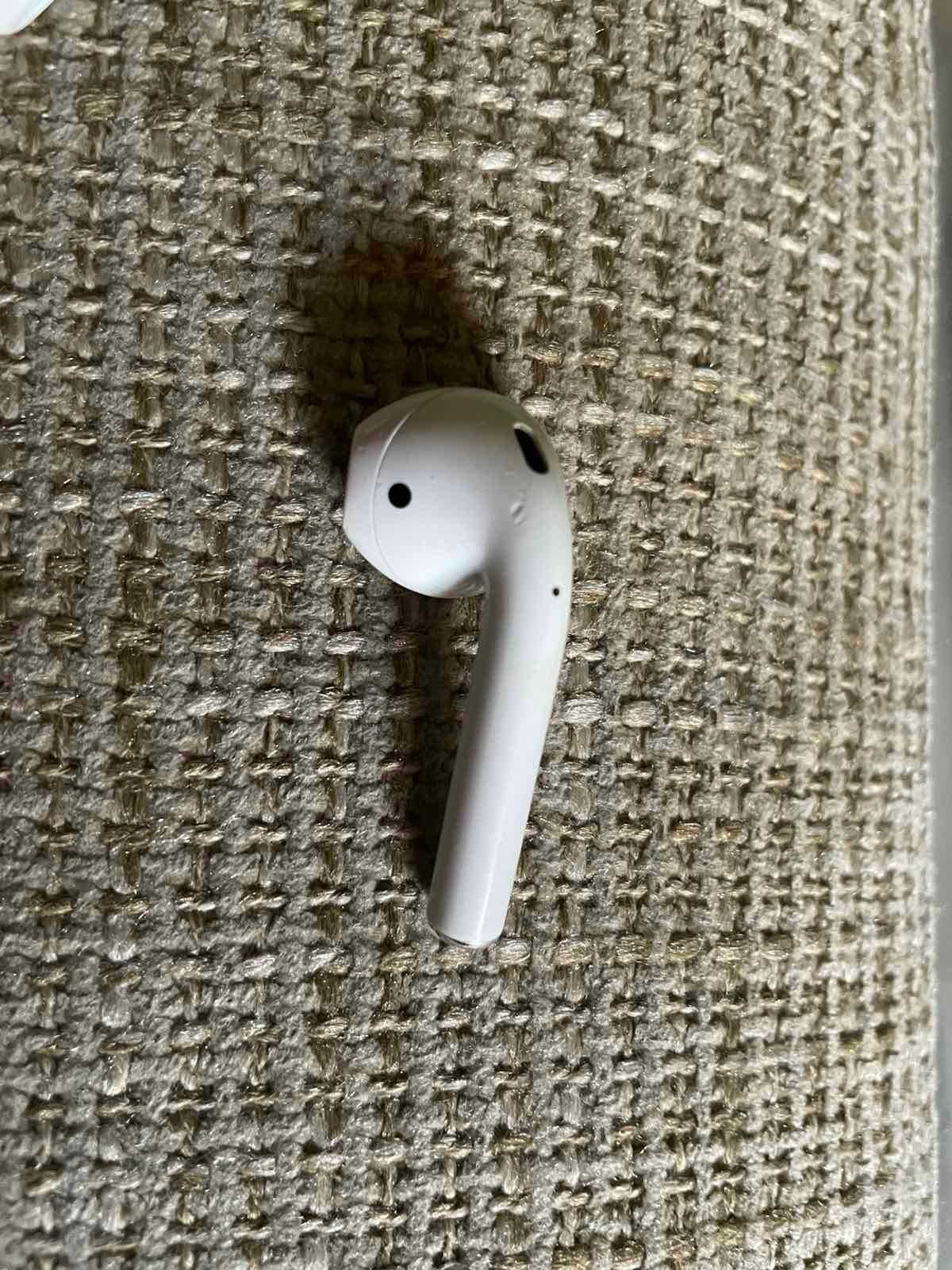 Наушники AirPods 1 покоління