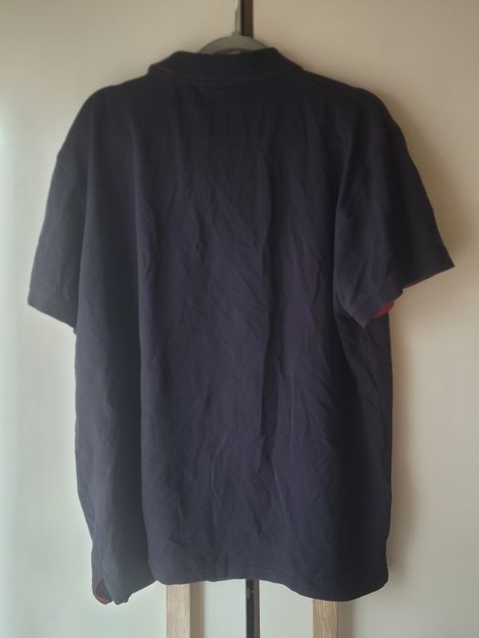 Sprzedam granatowa koszulkę polo firmy Gant w rozmiarze 3 XL.