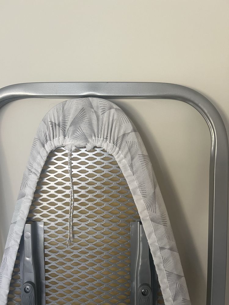 Rayen Ironing Board for Wall