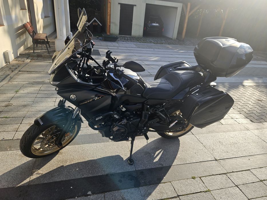 Motocykl yamaha tracer 7