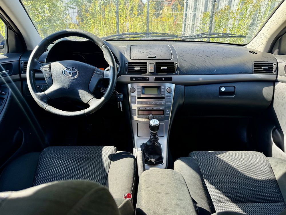 Toyota Avensis 2.0 D4D * Lift * Klima * Hak * 2009 * Alufelgi * Super
