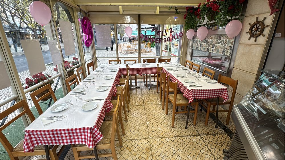 Trespasse Restaurante em Benfia a Funcionar muito bem 800€ renda