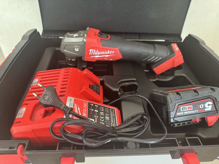 Milwaukee M18 FSAG125X. Szlifierka kątowa.