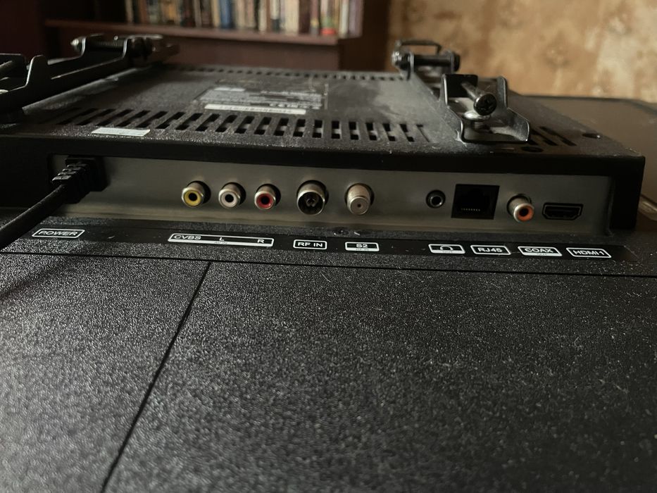 Телевізор 2E 50A06K Android TV