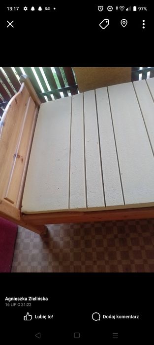 Sprzedam łóżko ze stelażem regulowanym i materacem oraz pokrowcem.