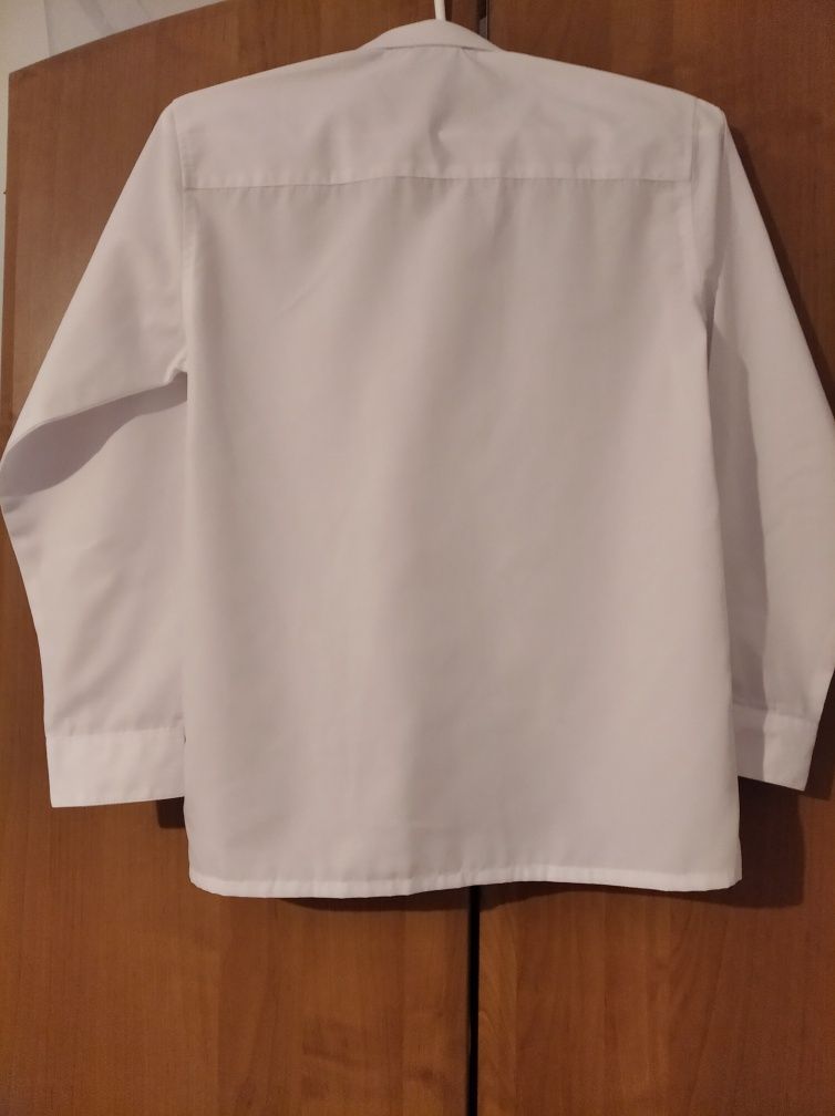 Koszula biała chłopięca długi rękaw na wzrost 128/135 cm JAK NOWA
