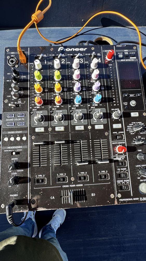 Pioneer Djm 850 com Flight case