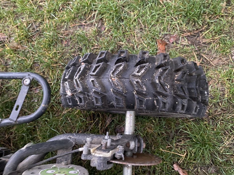 Дитячий електричний квадроцикл