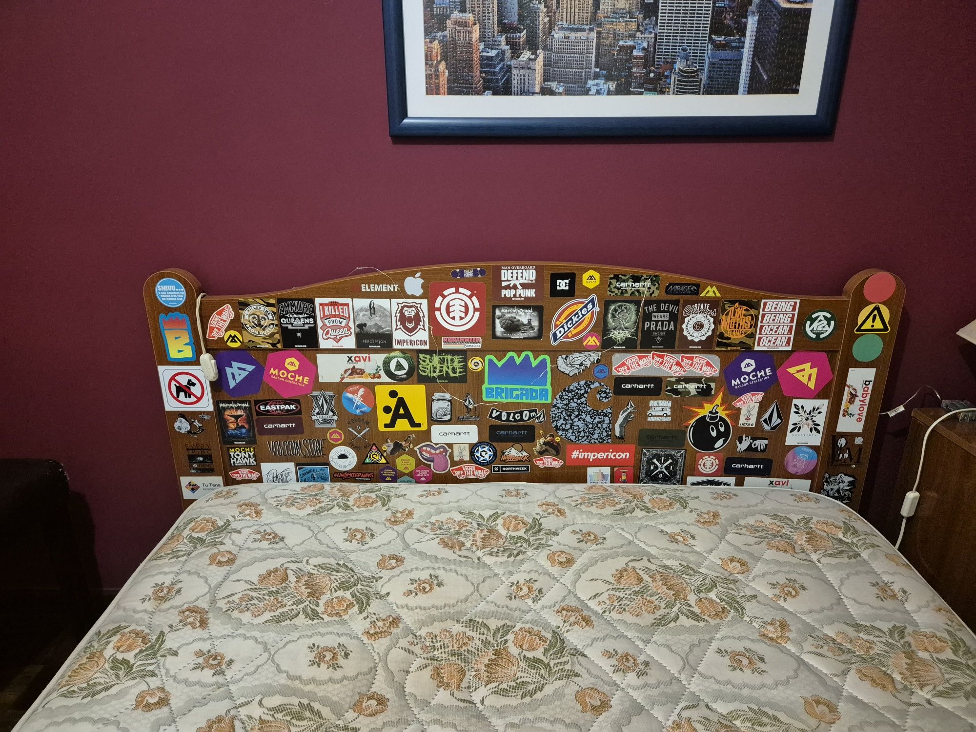 Cama de casal com estrado