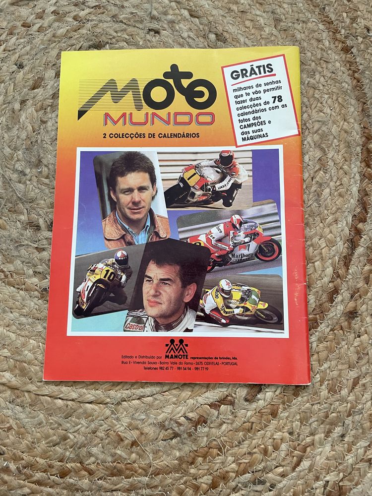 Caderneta moto mundo vazia
