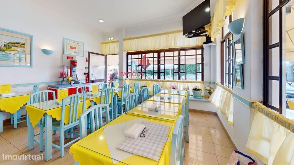 Loja / Snack-bar em Alvor