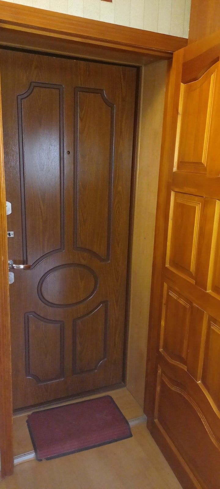 Продам 1 ком.квартиру р.н Надежда.