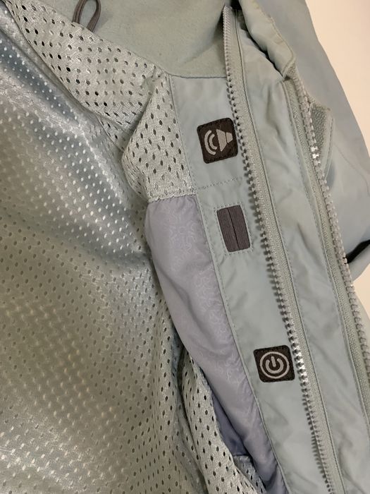 Курточка the north face hyvent