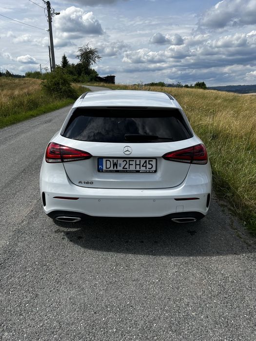 Mercedes-Benz A180 amg line