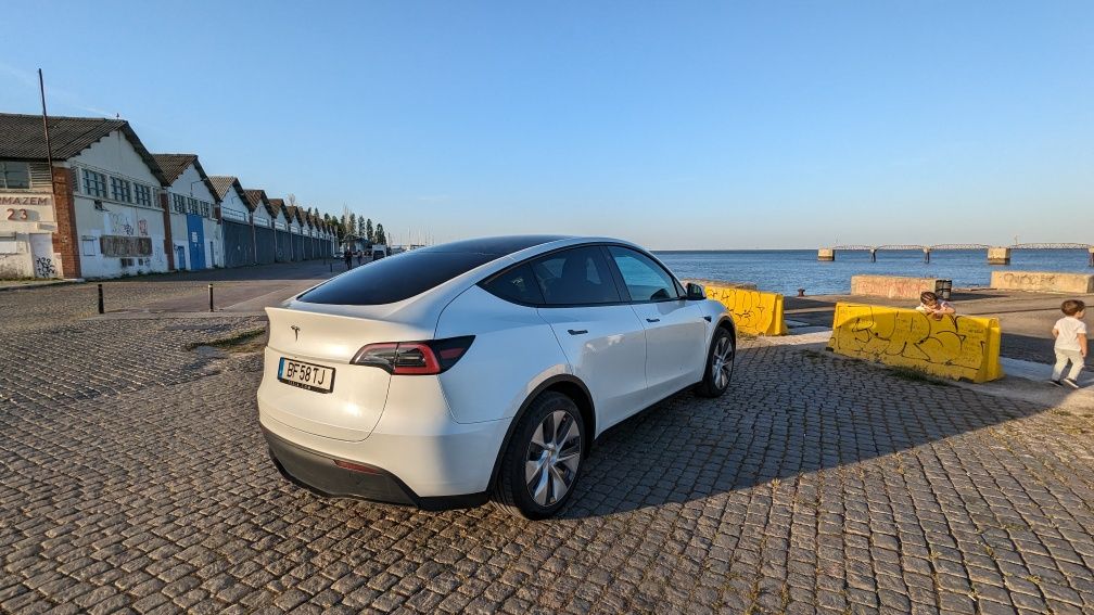 Oportunidade Tesla Model Y Standard Range