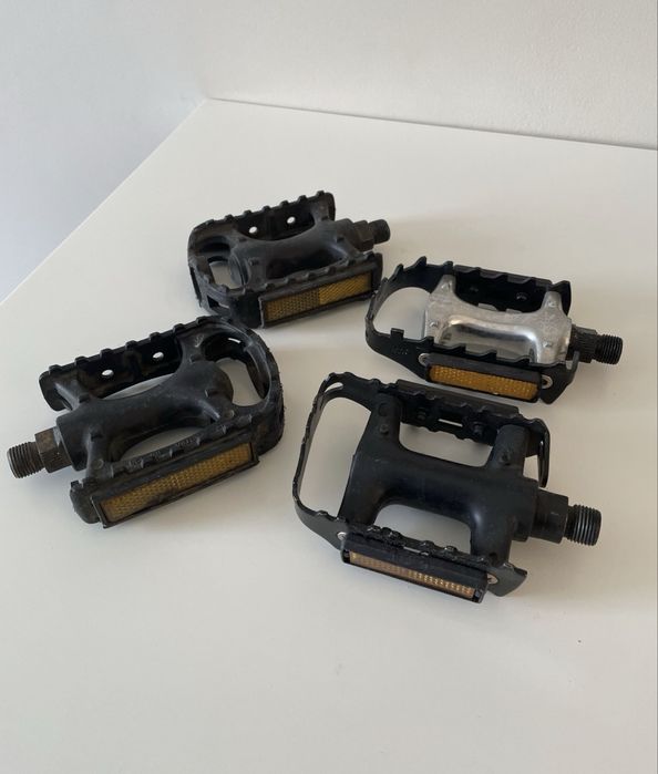 4x pedaly do roweru 2x metalowe 2x plastikowe