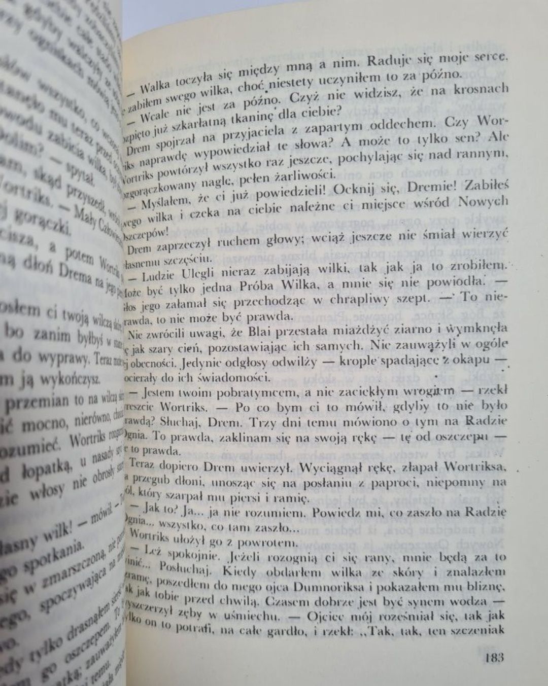 Szkarłat wojownika - Rosemary Sutcliff