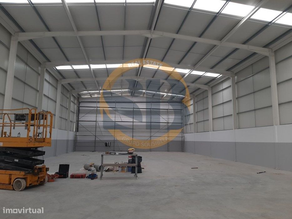 Armazém Arrendar Santa Maria da Feira