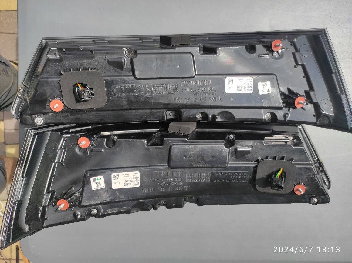 Задні фонарі audi SQ7, Q7  LED Matrix, Європа, 4M0052102A, 4M0052101A