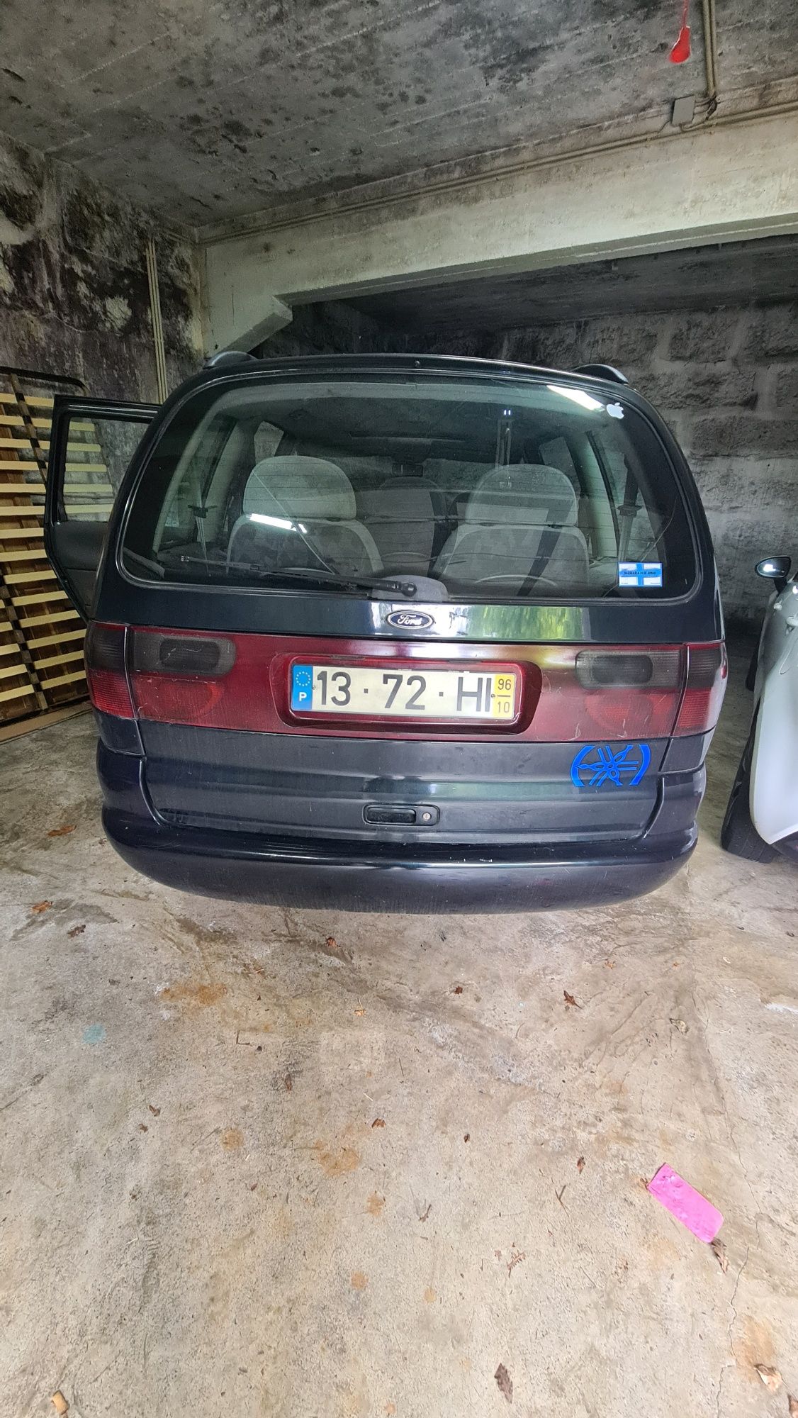 Ford galaxy 1.9 tdi 7 lugares troco