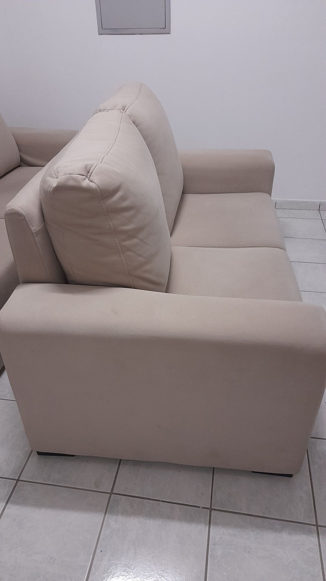 2 Sofás usados com pouco uso  como novos