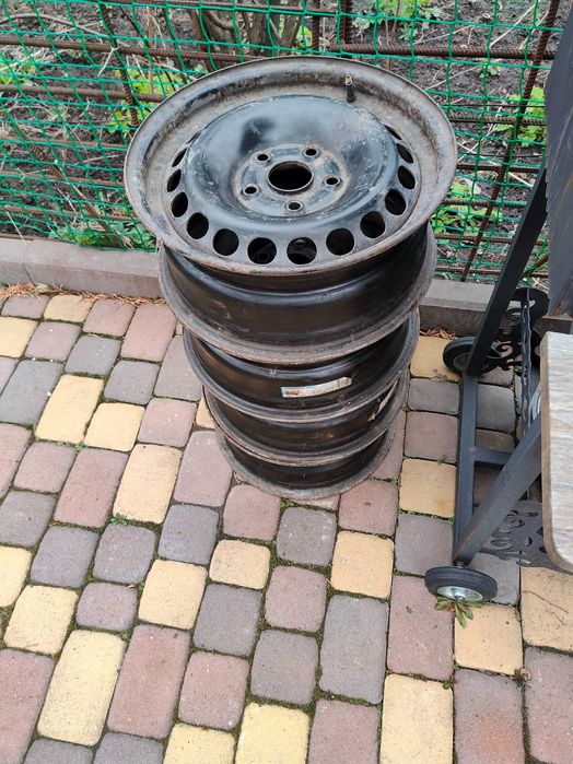 Диски стальные 6J*15H2 ET 37  AUDI. VOLKSWAGEN  И ДР.