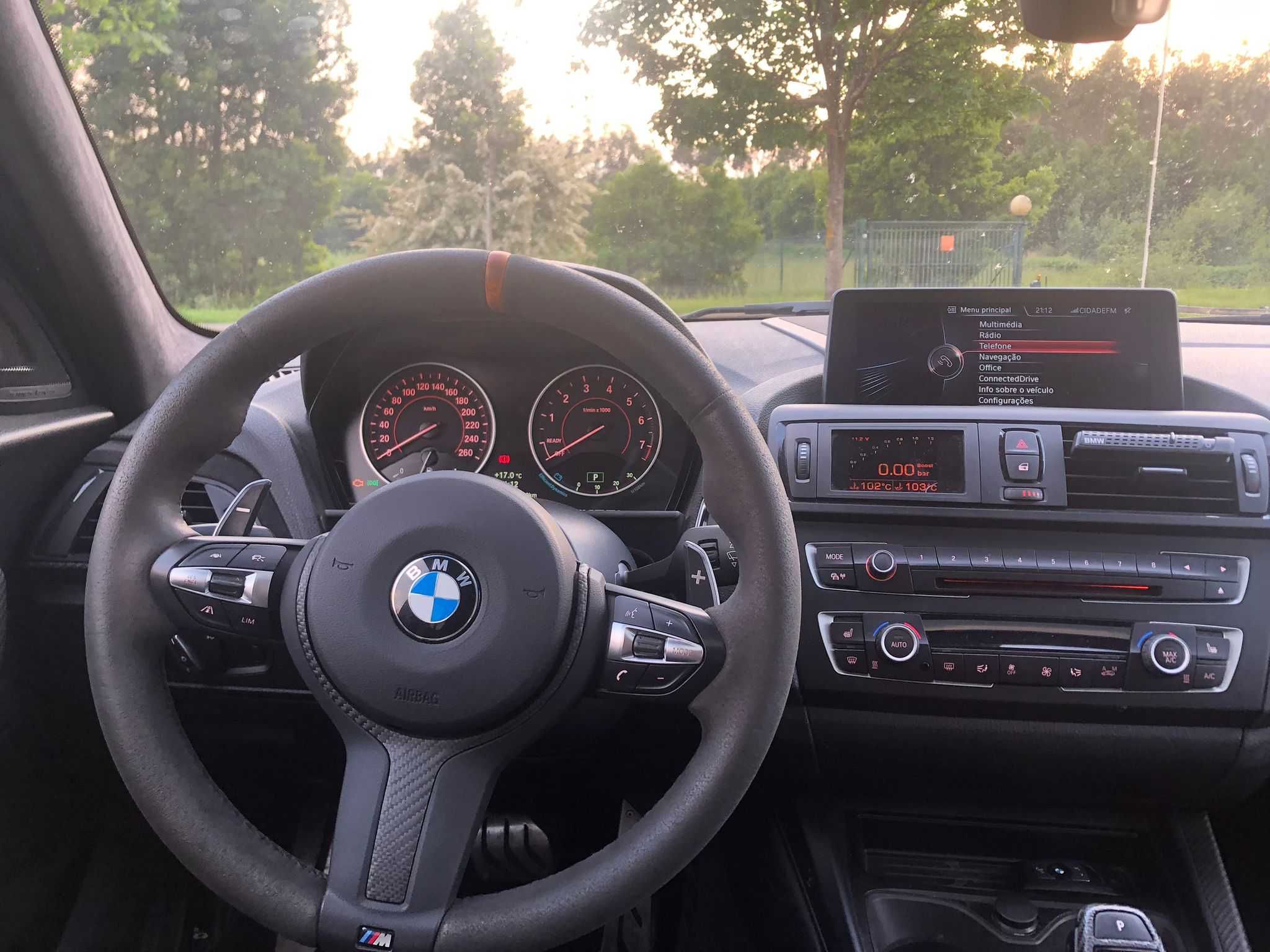 BMW SÉRIE 1 M135i XDrive Auto Pack M Versão Performance