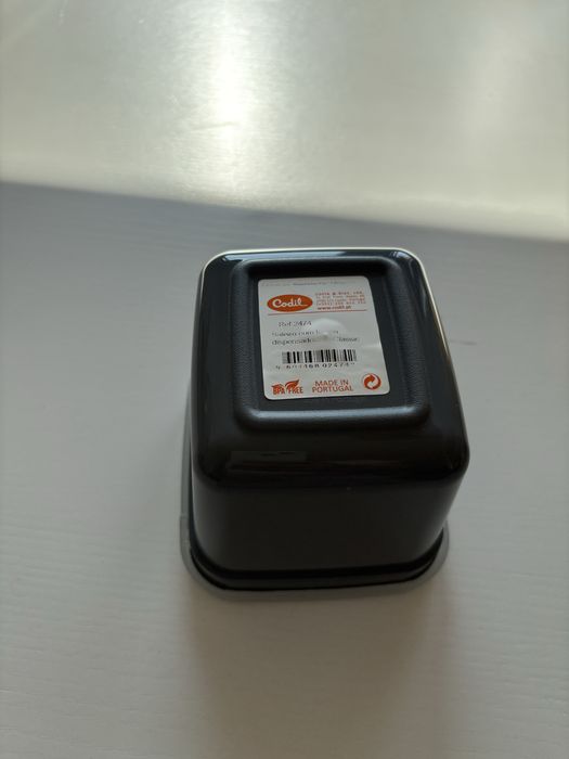 Saleiro cizento plástico