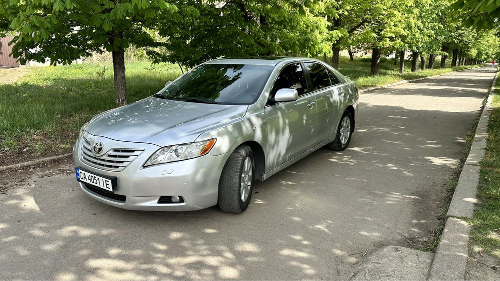 Toyota Camry 40 2.4 газ/бенз Автомат