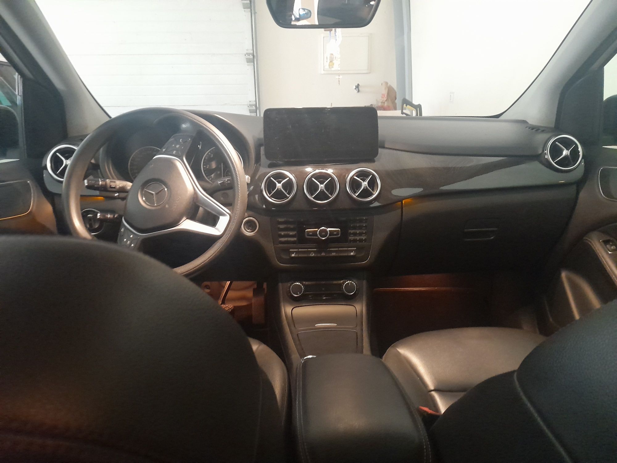 Vendo Mercedes 180B
