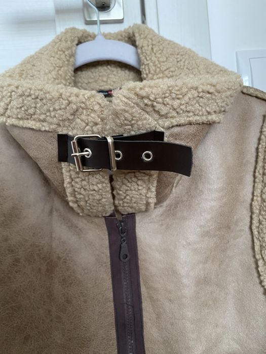 Трендова жилетка в стилі ZARA на осінь зиму безрукавка куртка дублянка