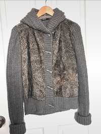 Szary sweter z futerkiem i kapturem, wool/wełna, rozmiar L